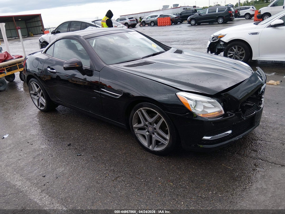2015 MERCEDES-BENZ SLK 250