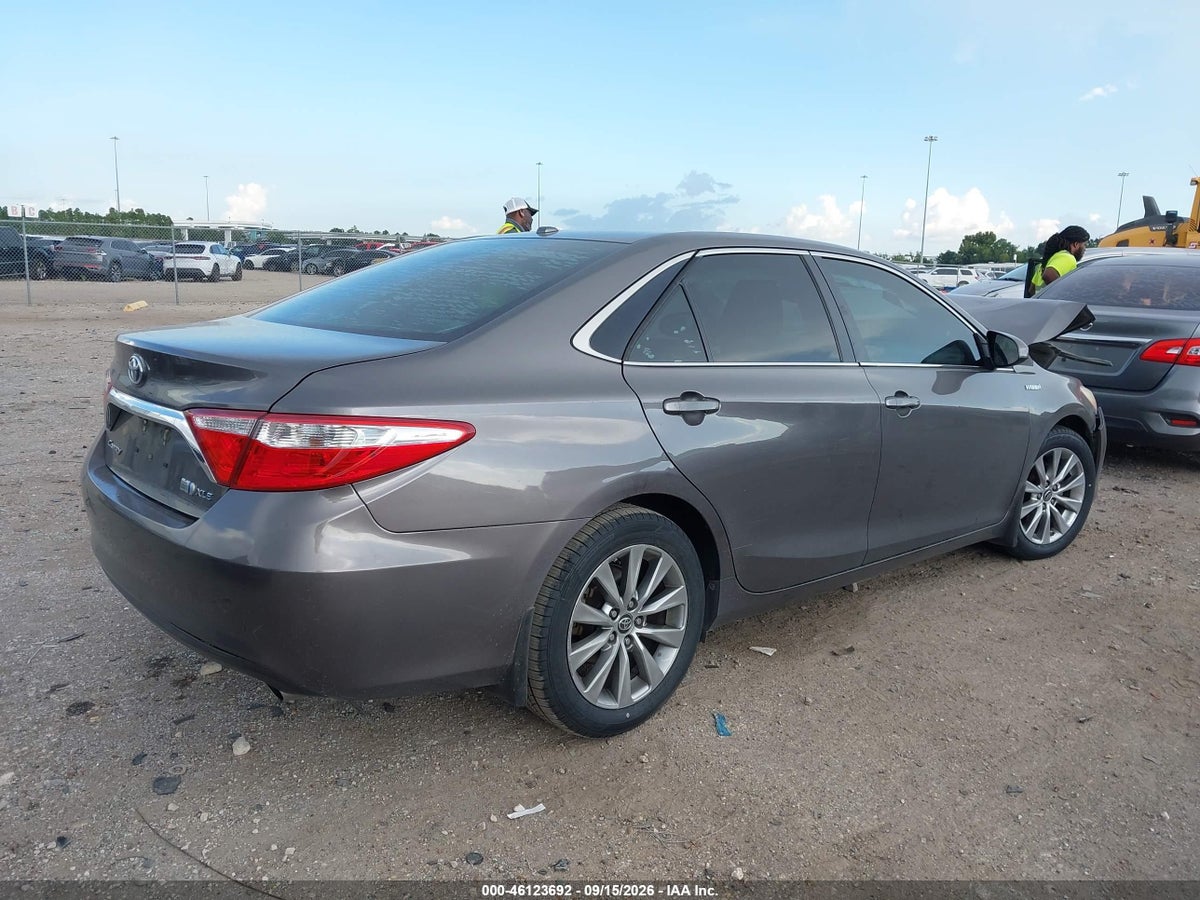 2015 TOYOTA CAMRY HYBRID XLE — снимка 4