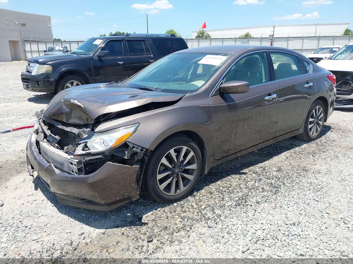 2017 NISSAN ALTIMA 2.5 SV — снимка 2