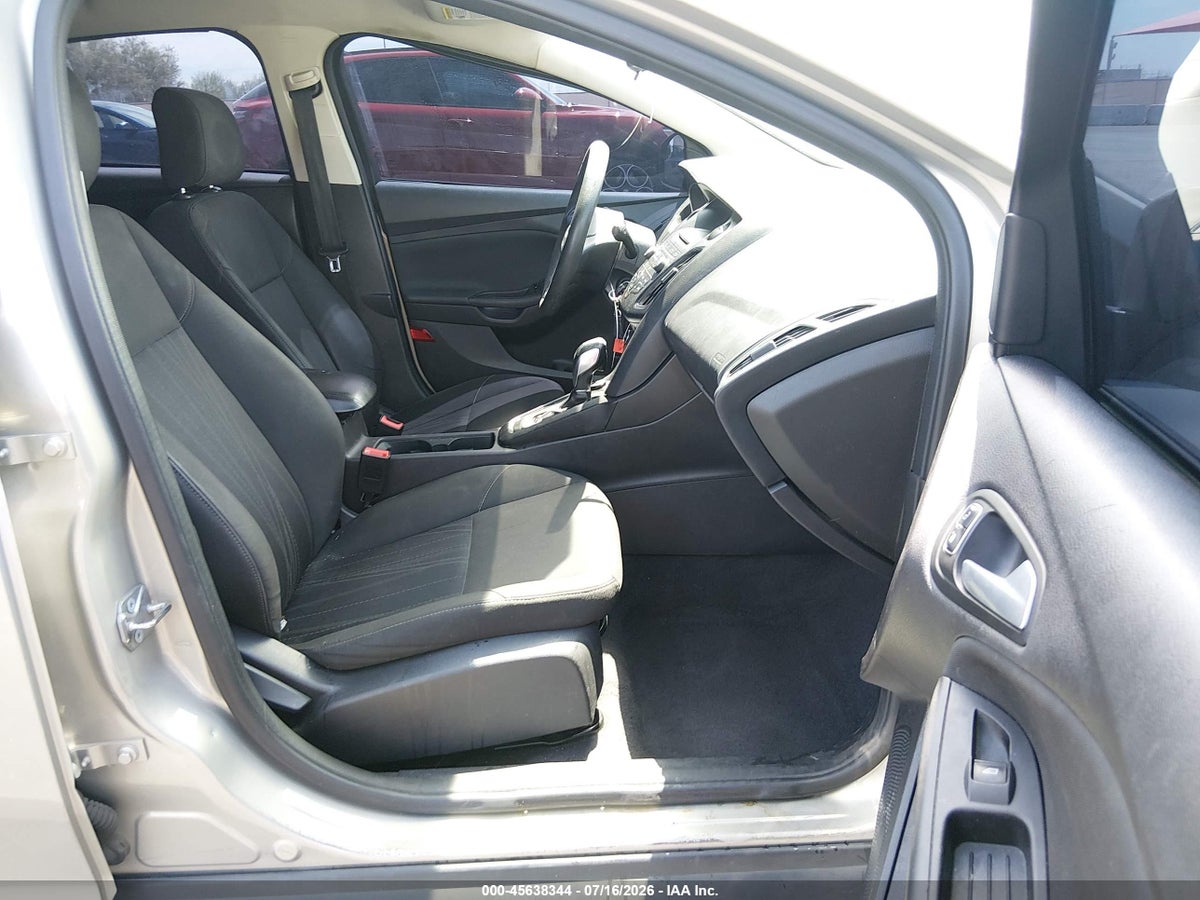 2015 FORD FOCUS SE — снимка 5