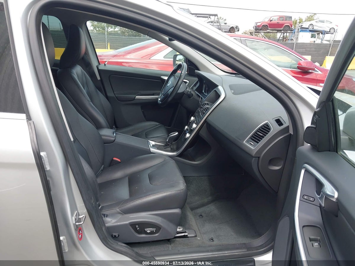 2016 VOLVO XC60 T6 DRIVE-E PLATINUM — снимка 5