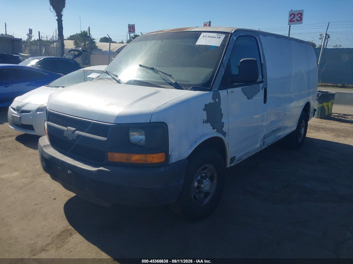 2010 CHEVROLET EXPRESS 2500 WORK VAN — снимка 2