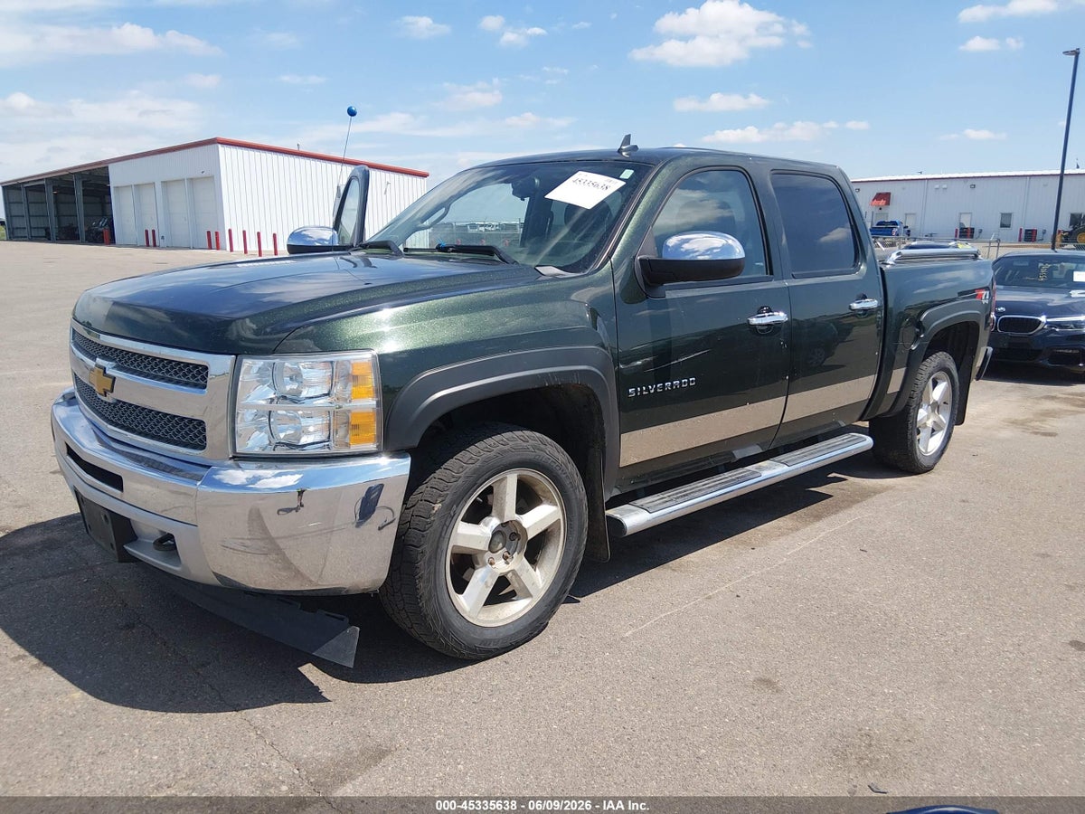 2013 CHEVROLET SILVERADO 1500 LT — снимка 2