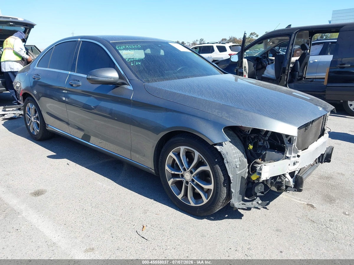 2017 MERCEDES-BENZ C 300