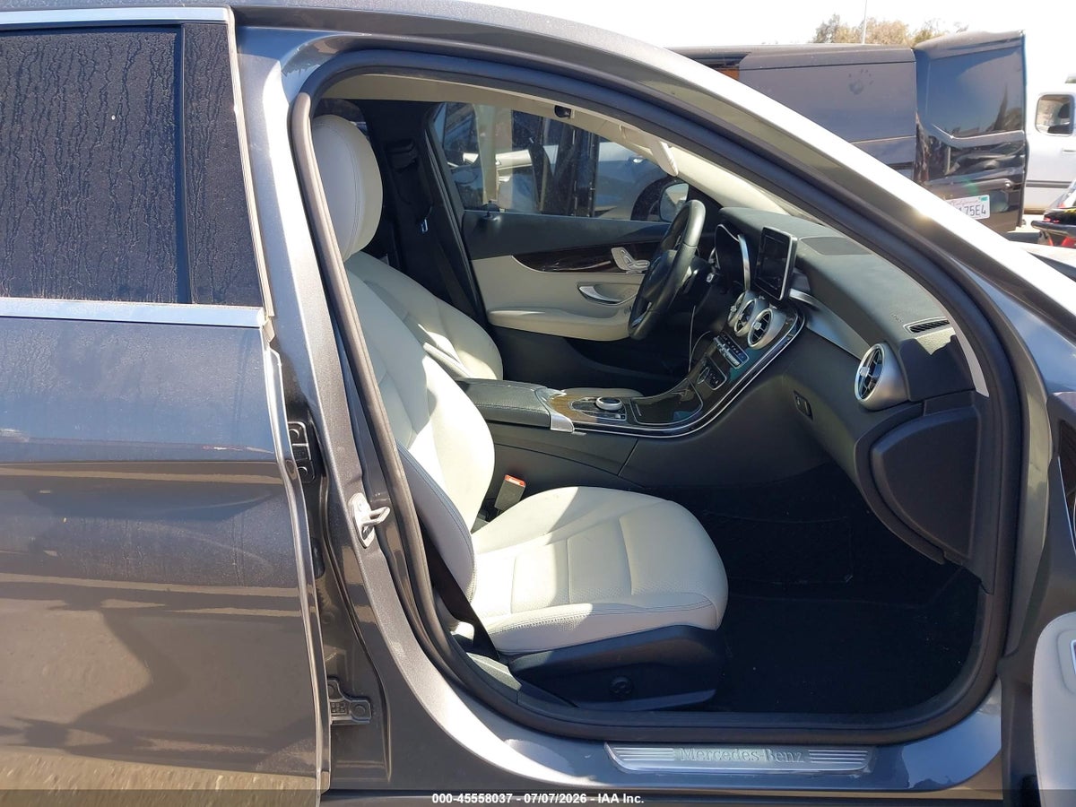 2017 MERCEDES-BENZ C 300 — снимка 5