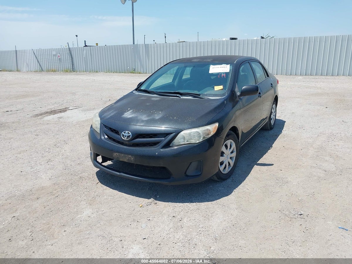 2011 TOYOTA COROLLA LE — снимка 2