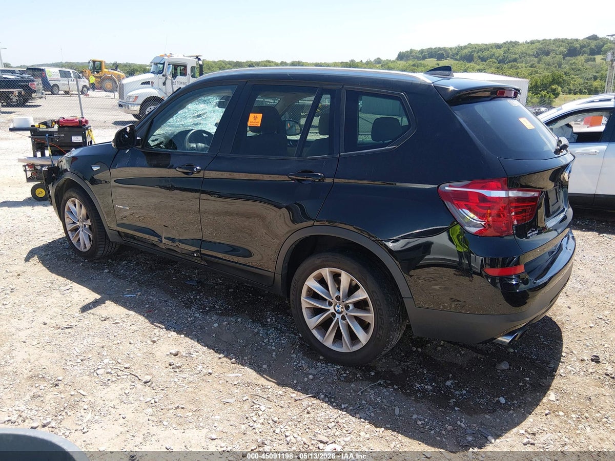 2017 BMW X3 SDRIVE28I — снимка 3