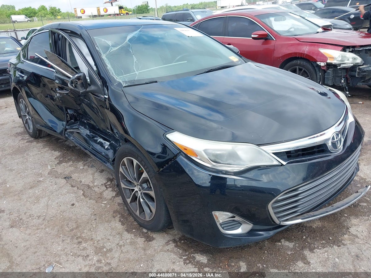 2013 TOYOTA AVALON XLE