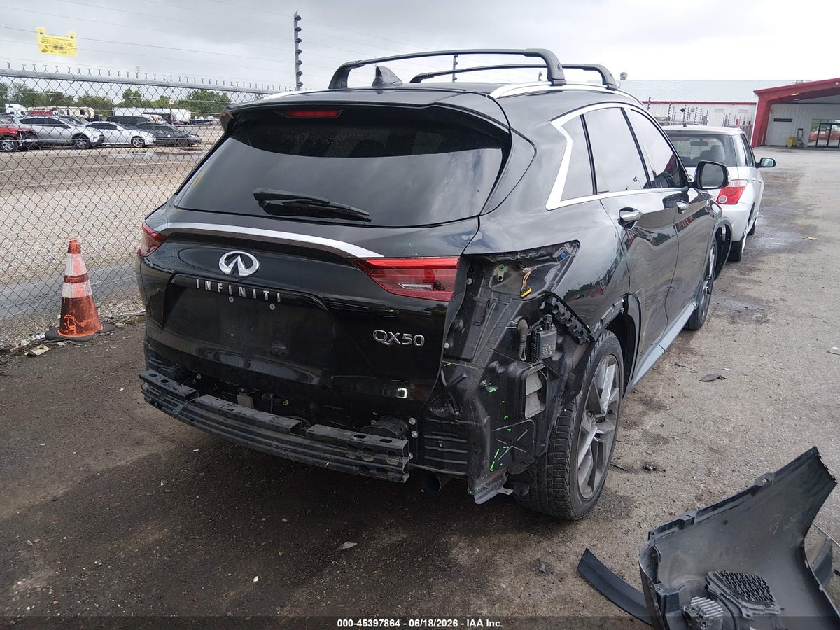 2019 INFINITI QX50 ESSENTIAL — снимка 4