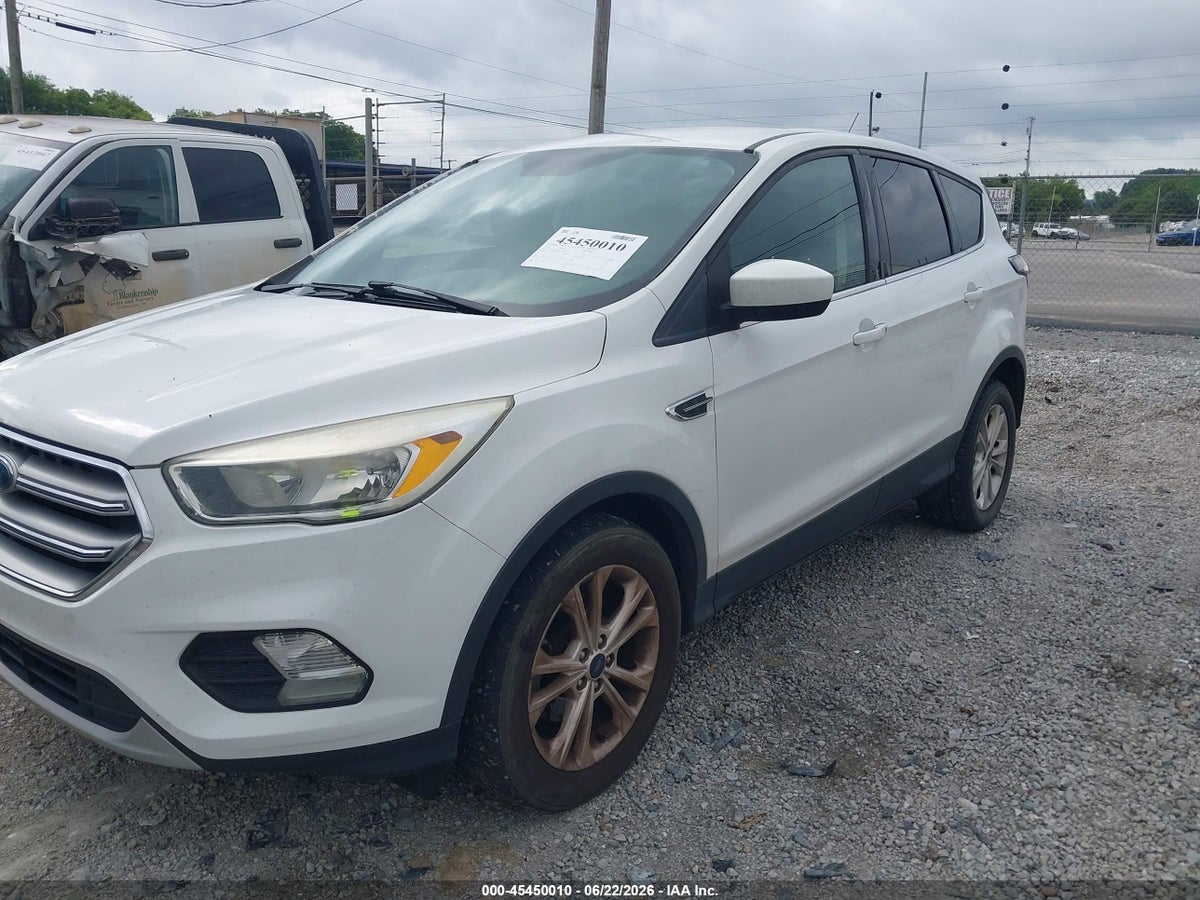 2017 FORD ESCAPE SE — снимка 2