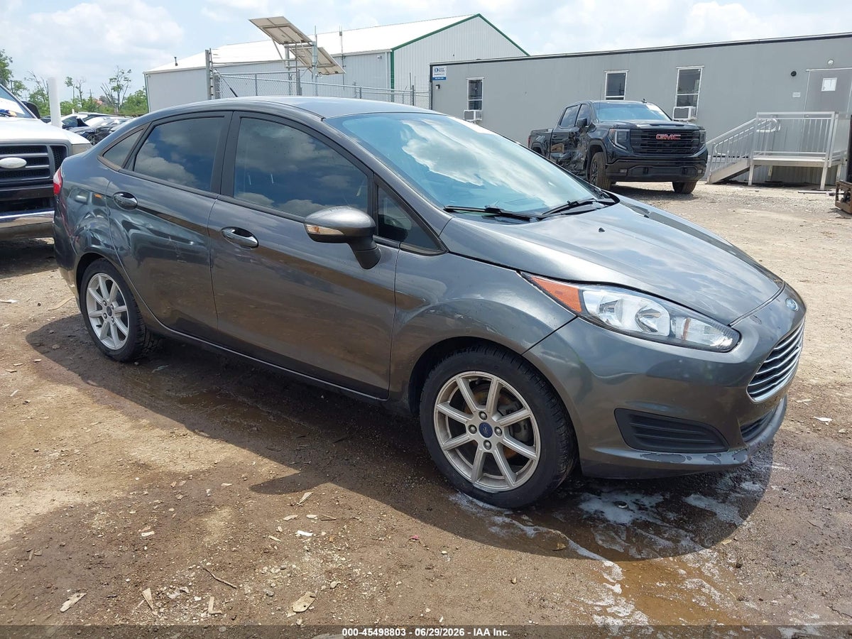 2015 FORD FIESTA SE
