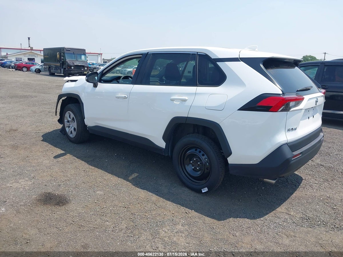 2025 TOYOTA RAV4 LE — снимка 3