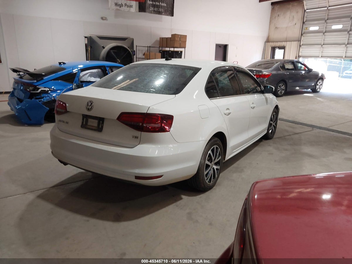 2017 VOLKSWAGEN JETTA 1.4T SE — снимка 4