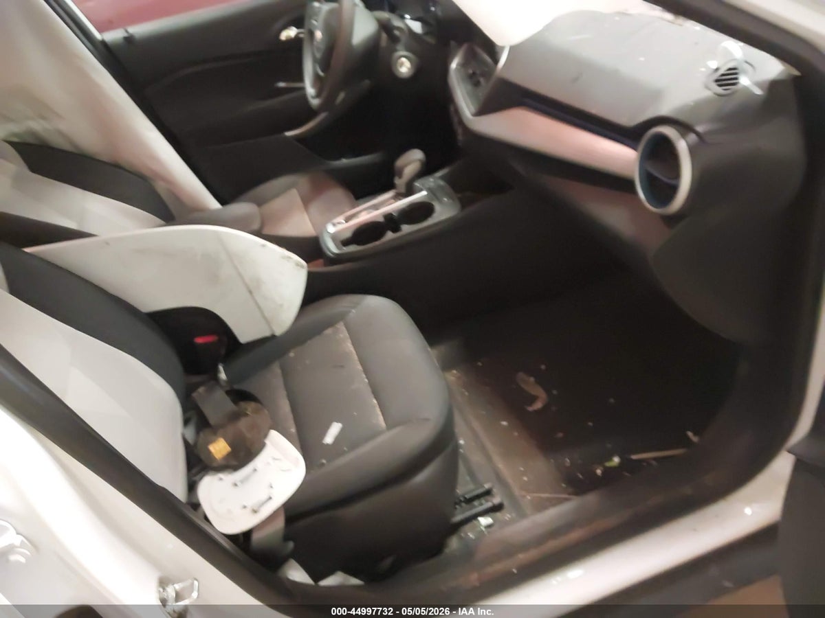 2025 CHEVROLET TRAX FWD LS — снимка 5