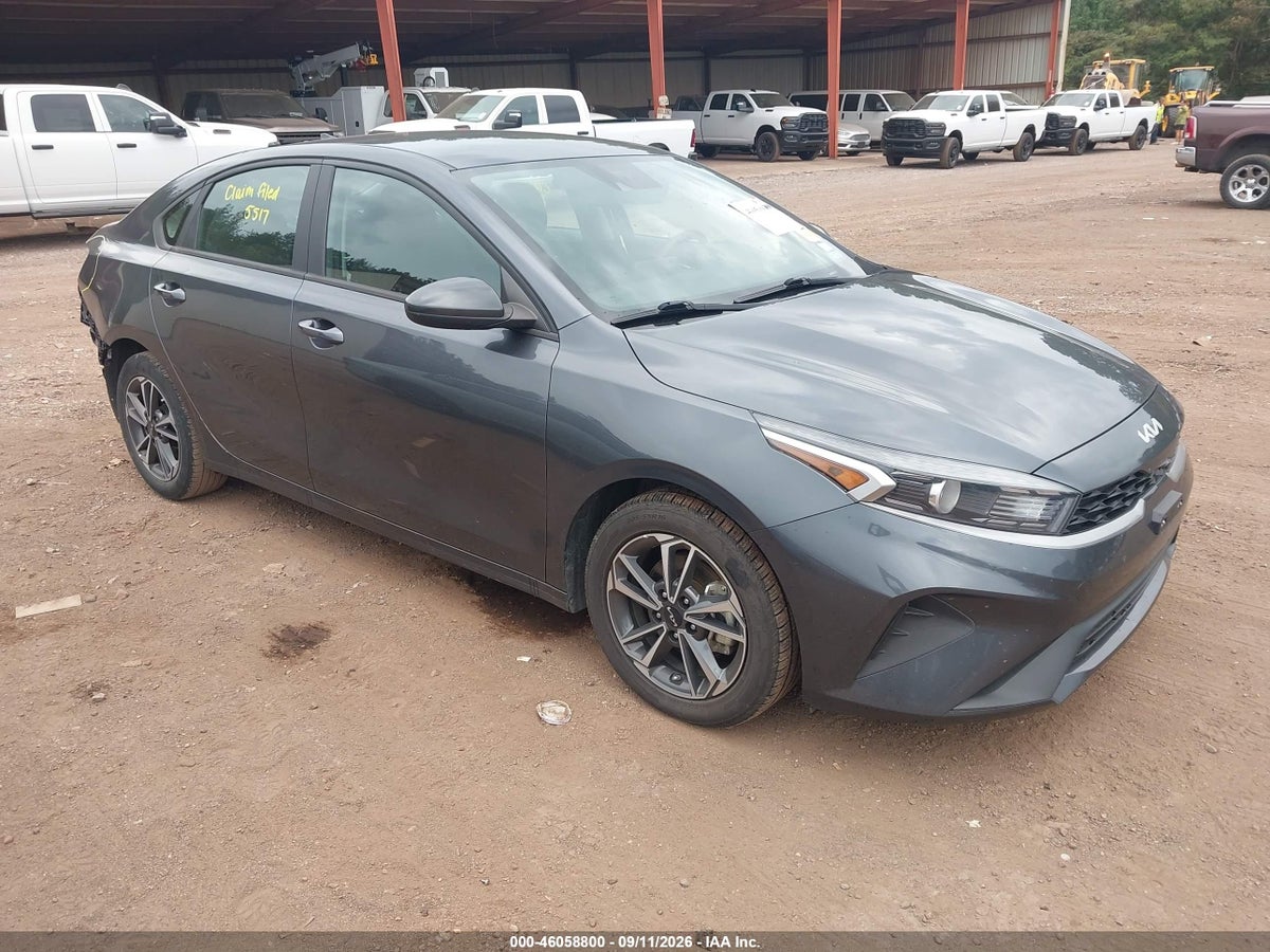 2023 KIA FORTE LXS