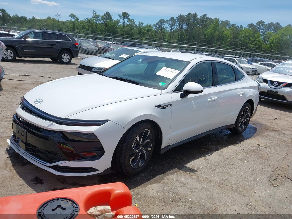 2025 HYUNDAI SONATA SEL — снимка 2