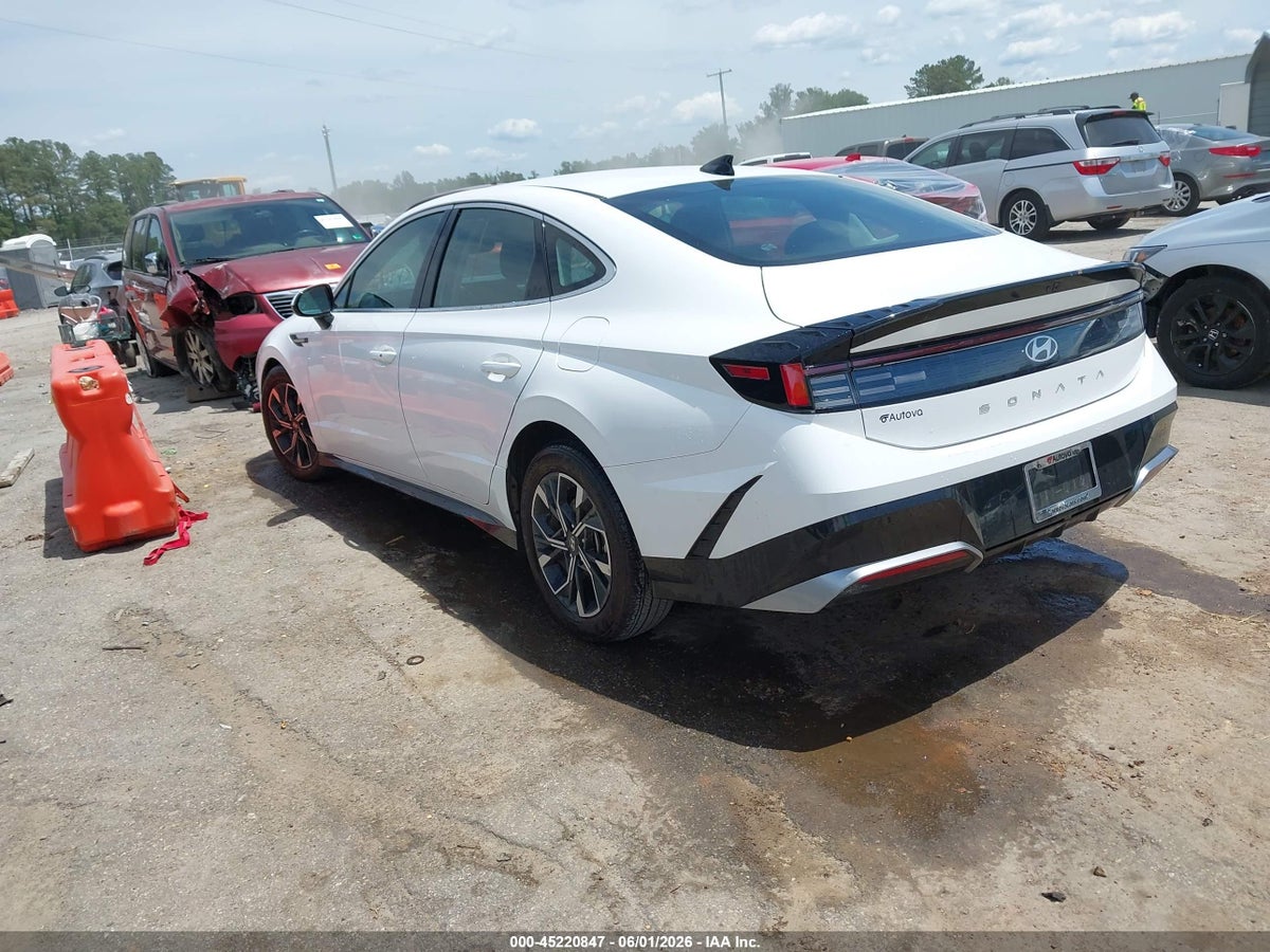 2025 HYUNDAI SONATA SEL — снимка 3