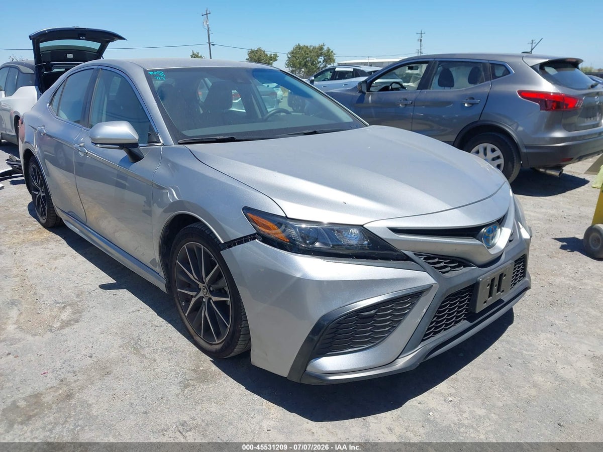 2022 TOYOTA CAMRY SE HYBRID