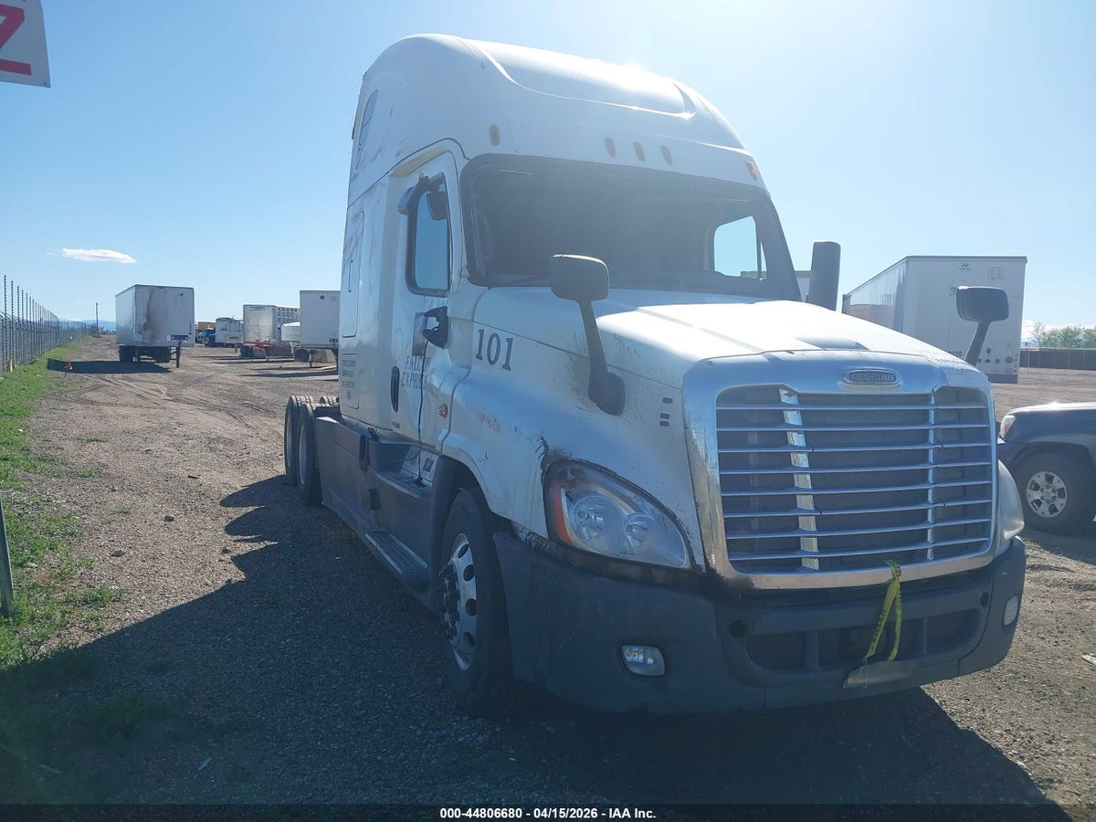 2017 FREIGHTLINER CASCADIA 125