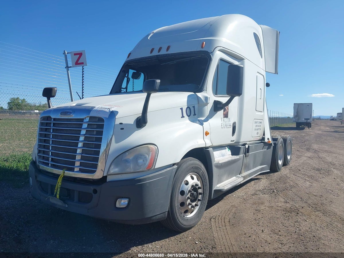 2017 FREIGHTLINER CASCADIA 125 — снимка 2