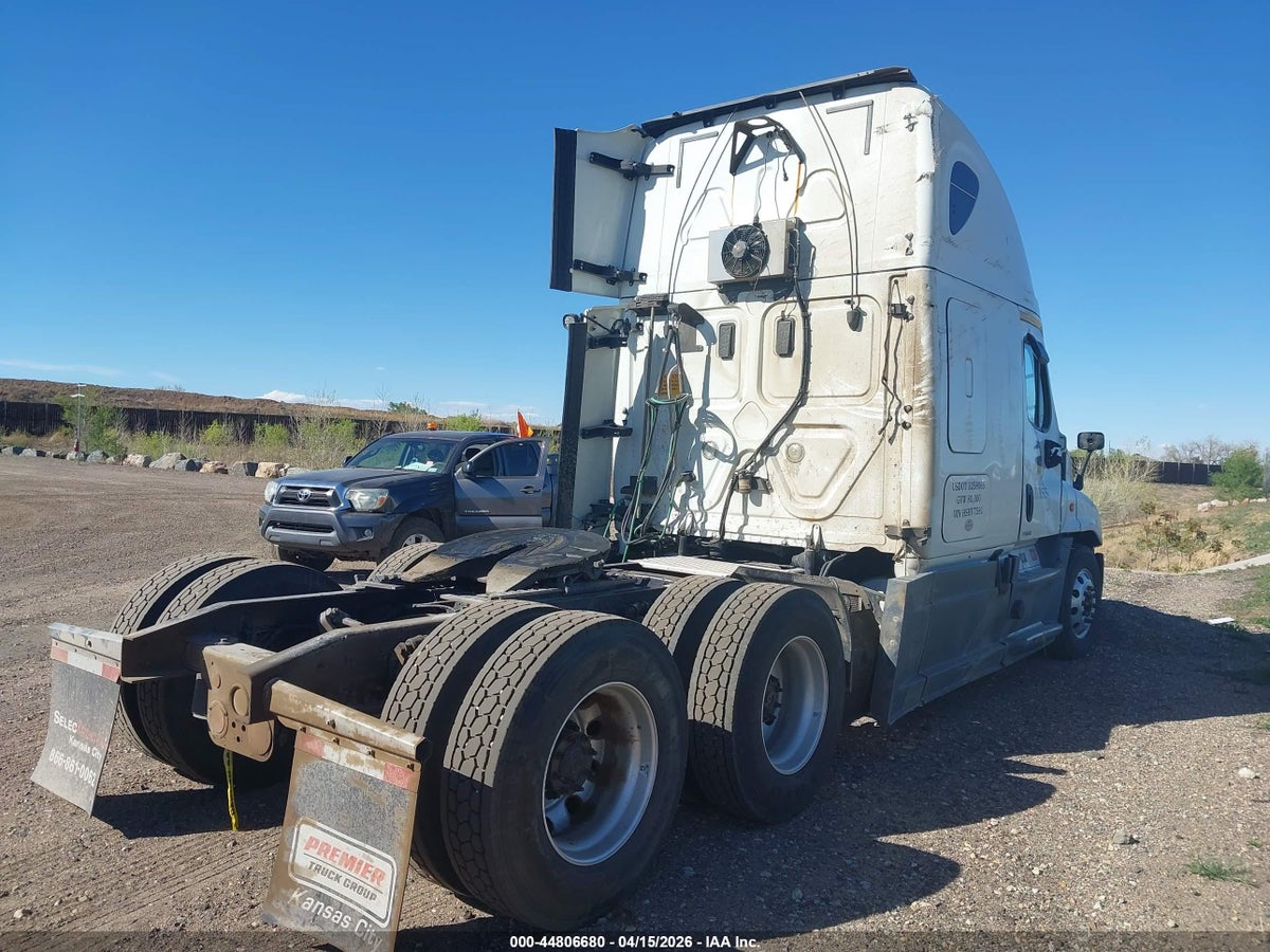 2017 FREIGHTLINER CASCADIA 125 — снимка 4
