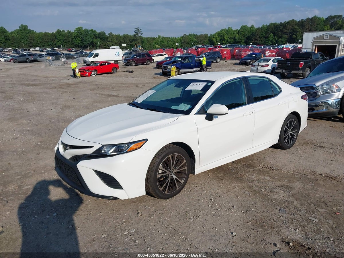 2020 TOYOTA CAMRY SE — снимка 2