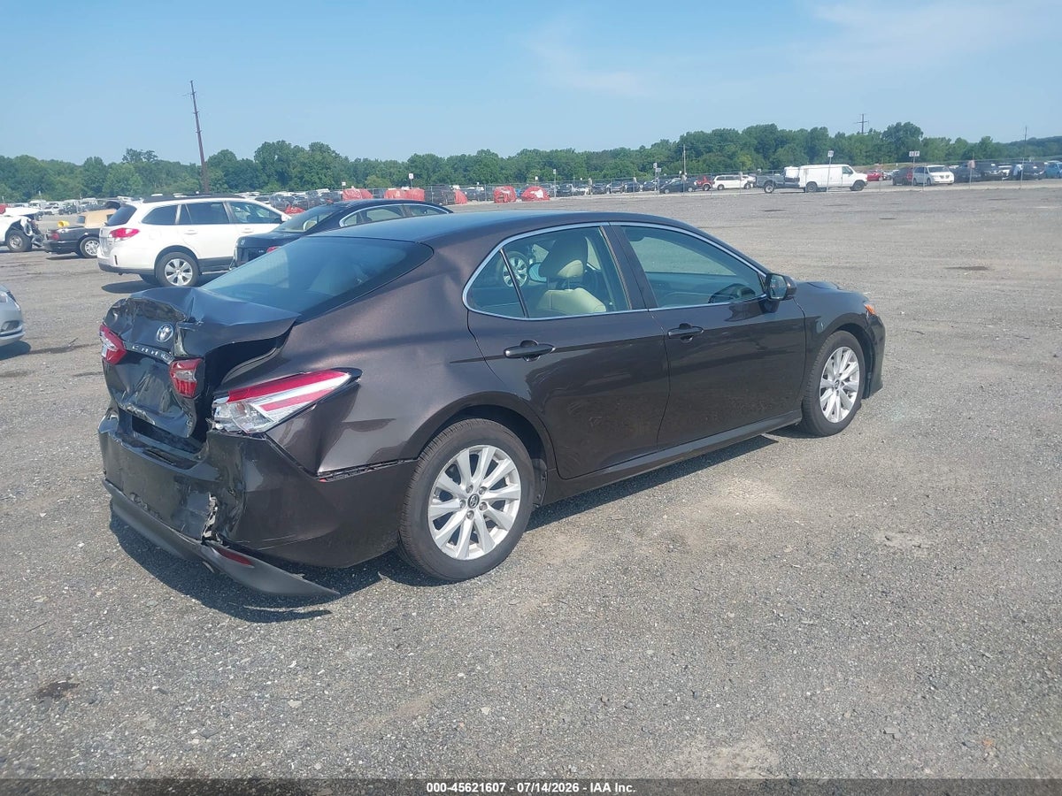 2018 TOYOTA CAMRY LE — снимка 4