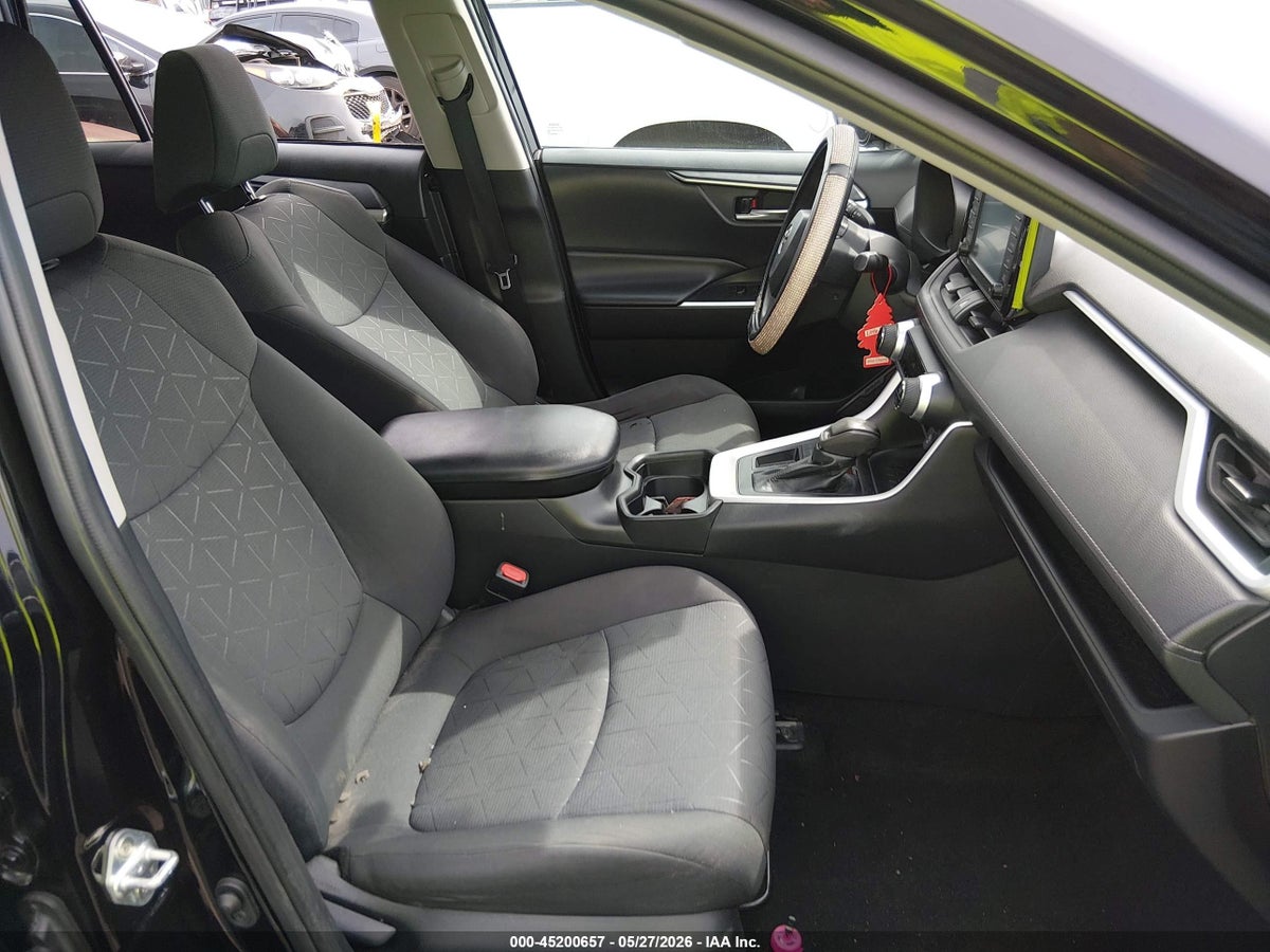 2021 TOYOTA RAV4 XLE — снимка 5