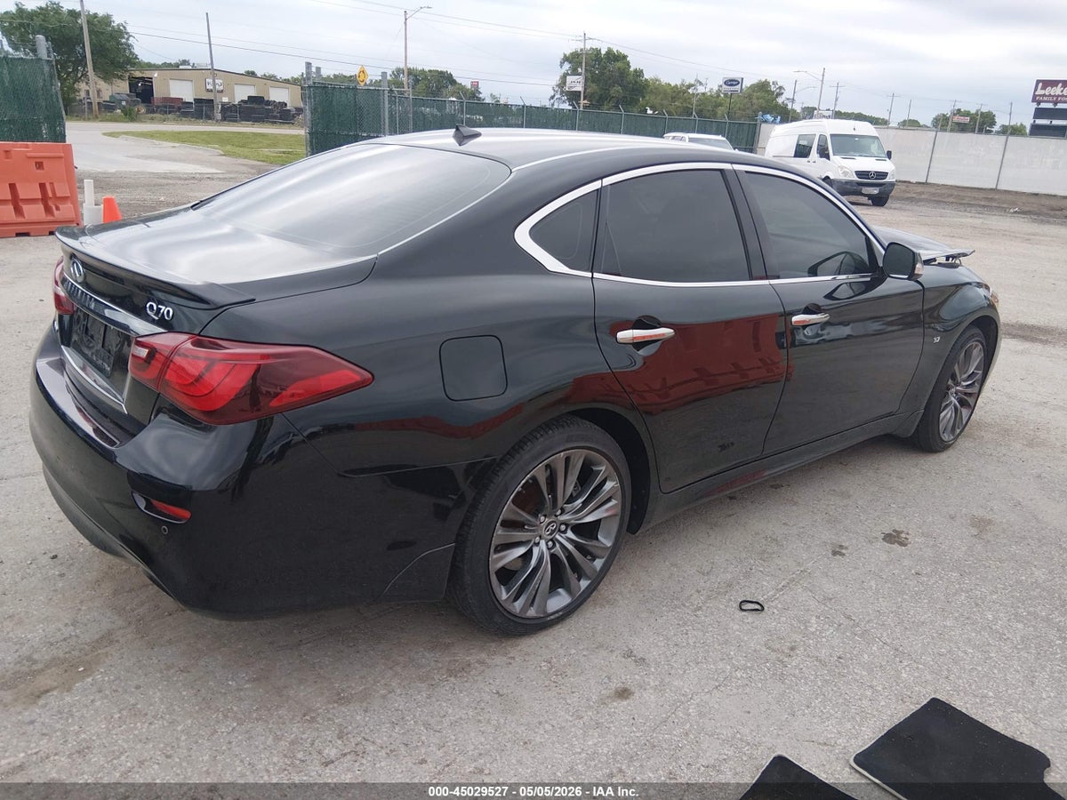 2017 INFINITI Q70 3.7X — снимка 4