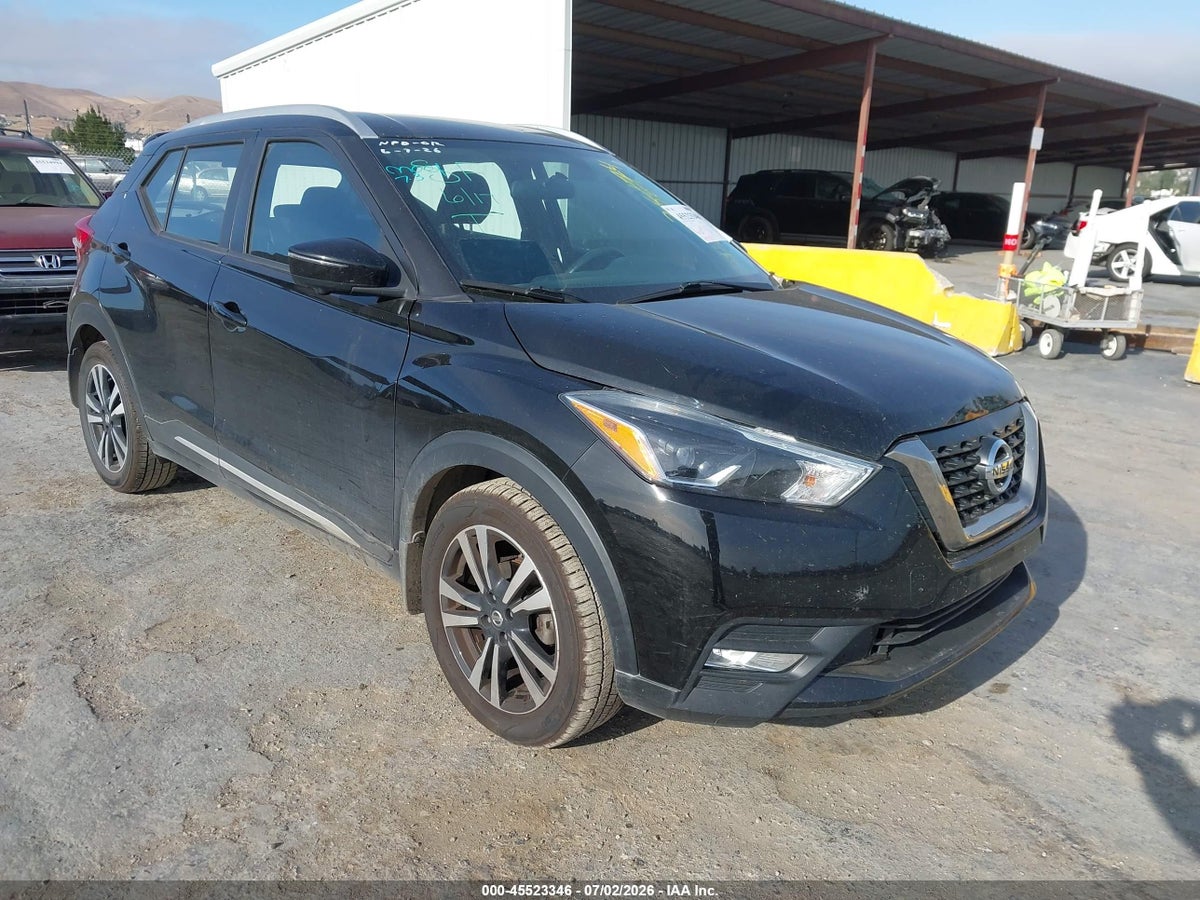 2019 NISSAN KICKS SR