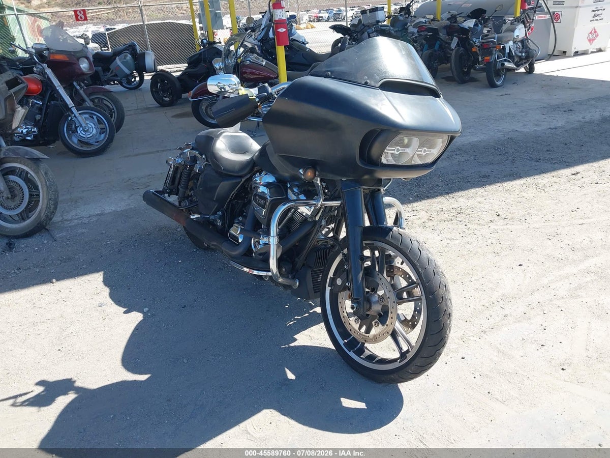 2018 HARLEY-DAVIDSON FLTRX ROAD GLIDE