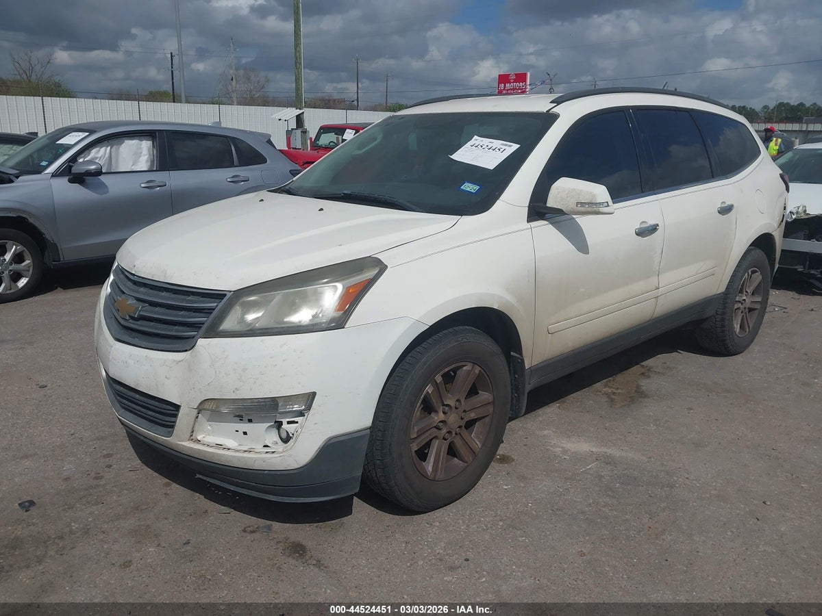 2015 CHEVROLET TRAVERSE 1LT — снимка 2