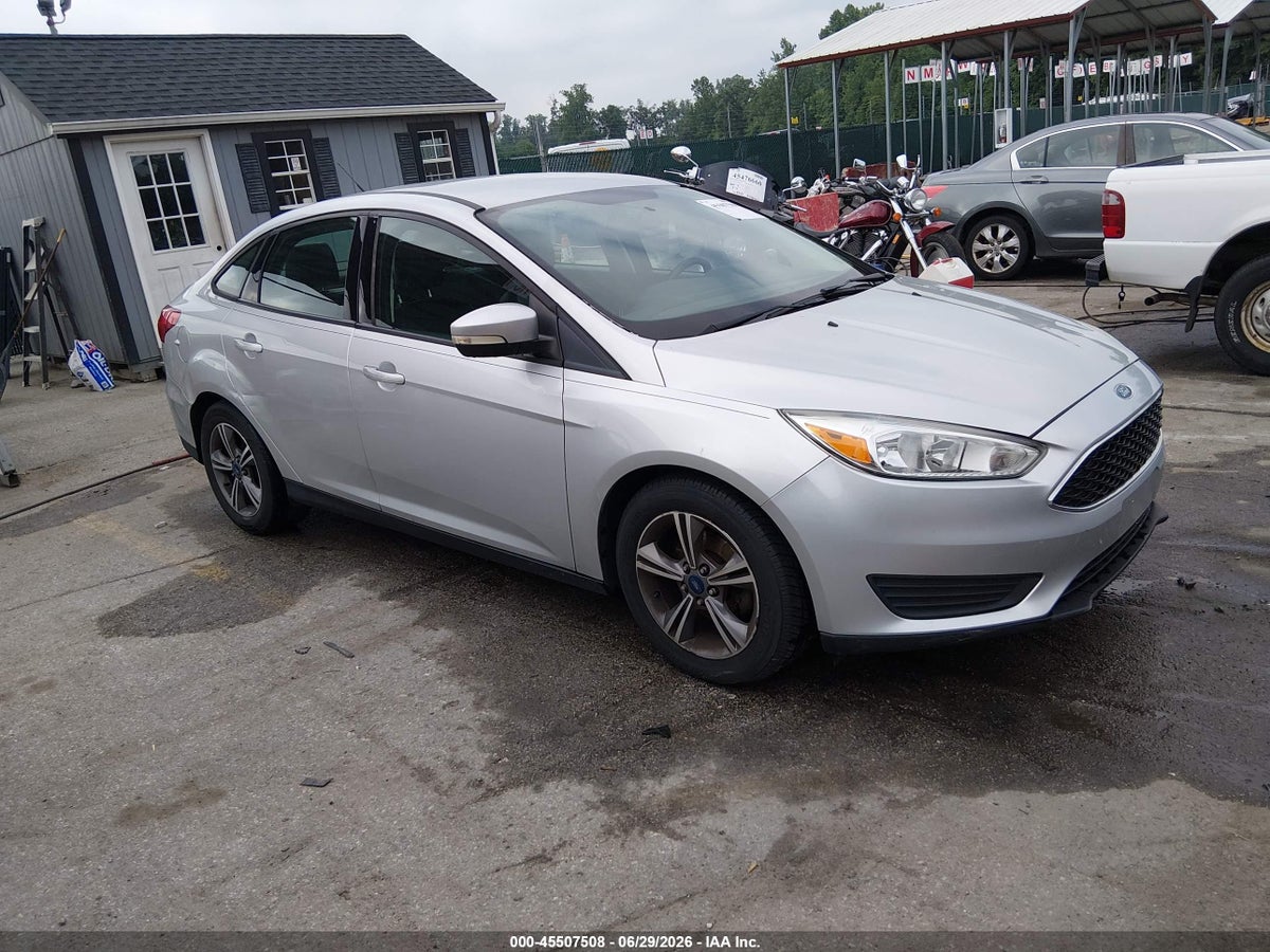 2016 FORD FOCUS SE