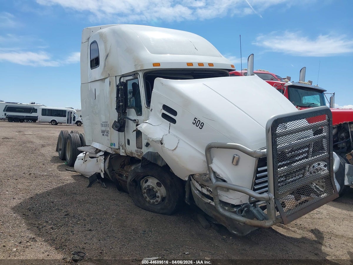 2018 MACK PINNACLE