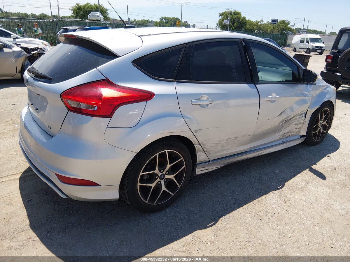 2015 FORD FOCUS SE — снимка 4