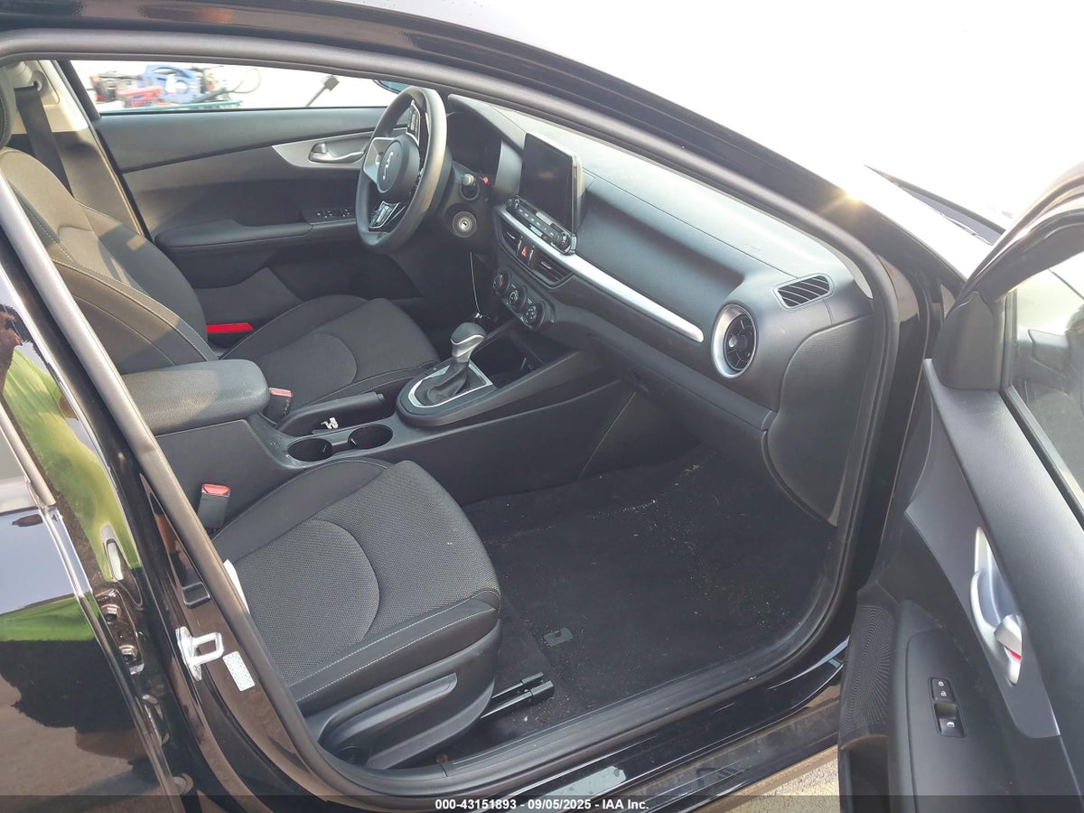 2024 KIA FORTE LX — снимка 5