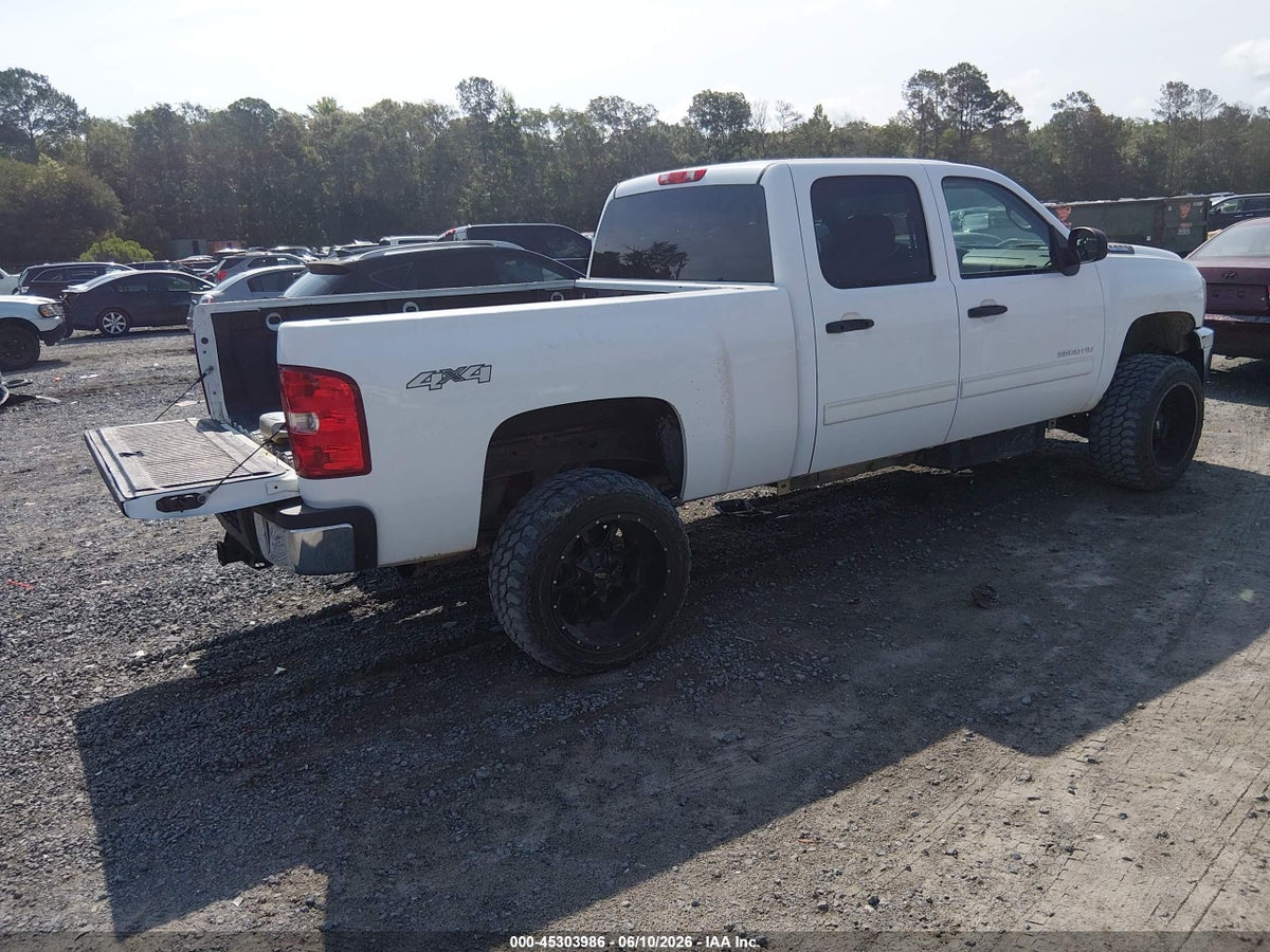 2014 CHEVROLET SILVERADO 2500HD LT — снимка 4