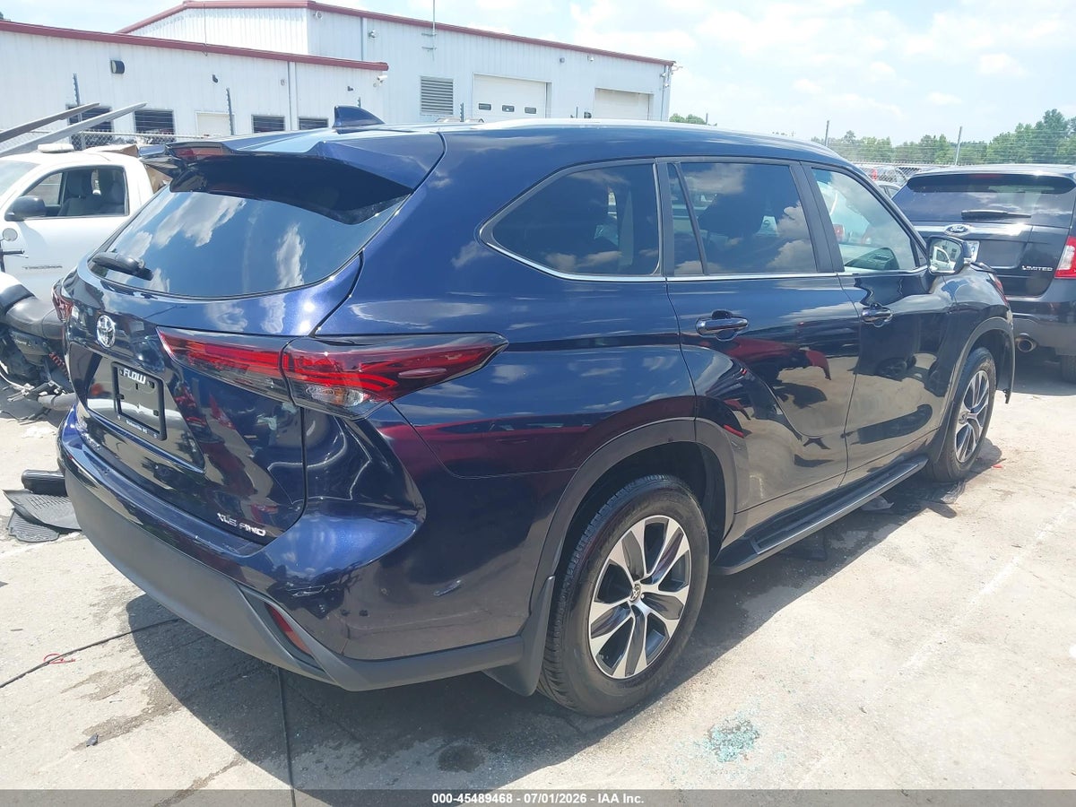 2025 TOYOTA HIGHLANDER XLE — снимка 4