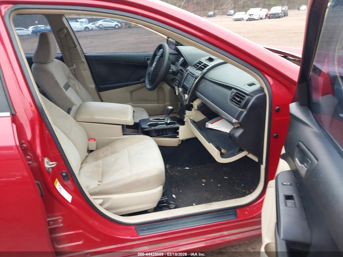 2014 TOYOTA CAMRY L — снимка 5