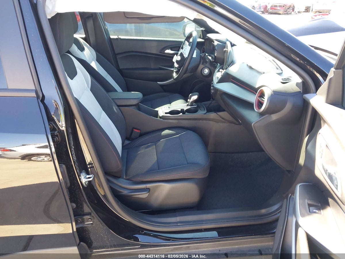 2025 CHEVROLET TRAX FWD 1RS — снимка 5
