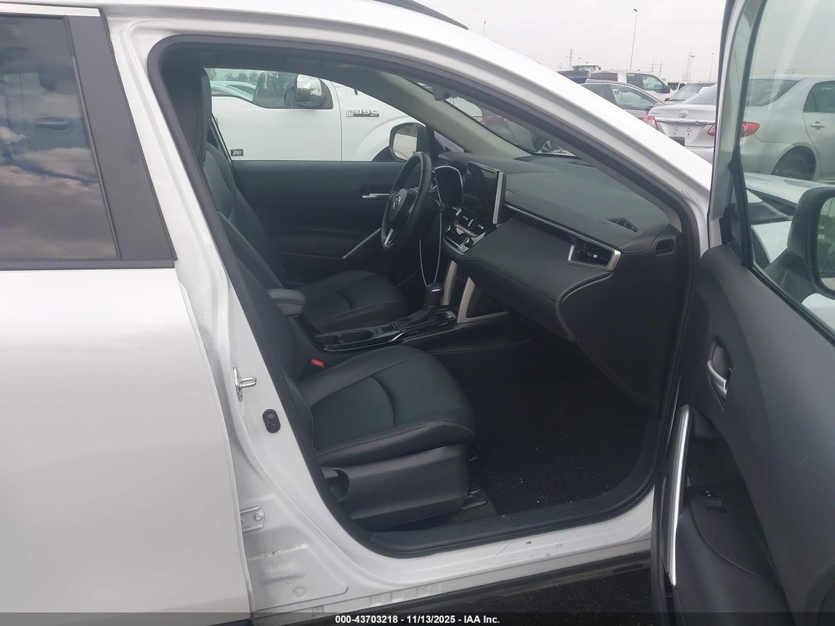 2023 TOYOTA COROLLA CROSS XLE — снимка 5