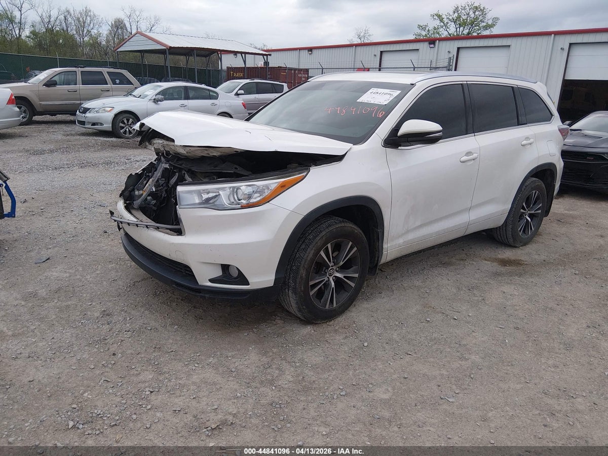 2016 TOYOTA HIGHLANDER XLE V6 — снимка 2