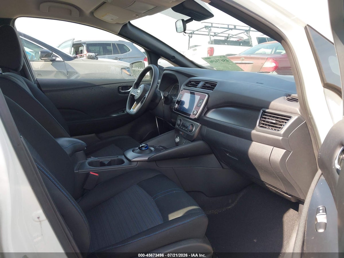 2023 NISSAN LEAF S 40 KWH — снимка 5