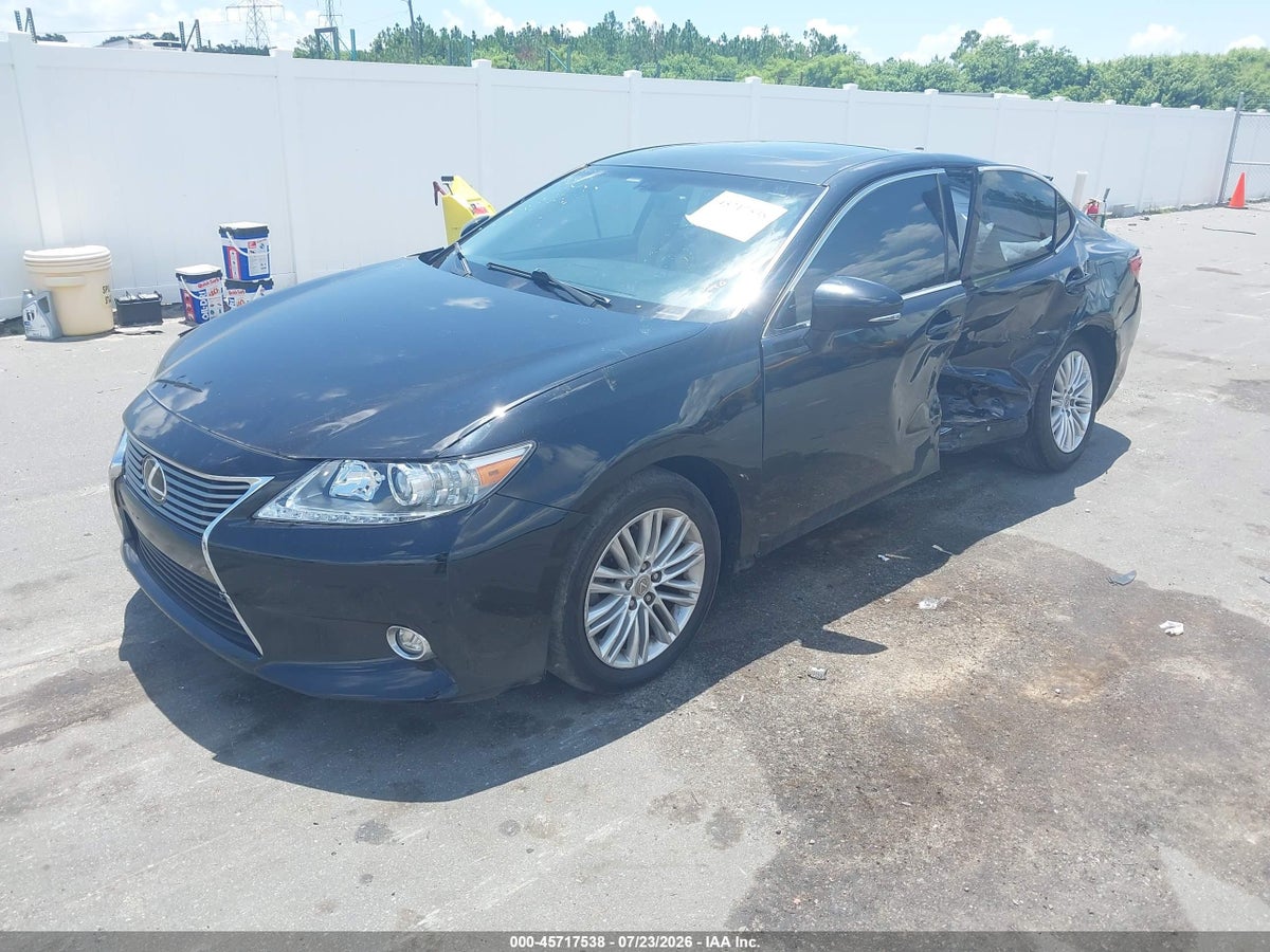 2015 LEXUS ES 350 — снимка 2