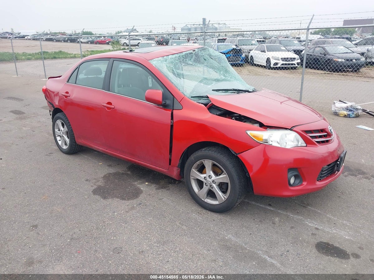 2013 TOYOTA COROLLA LE