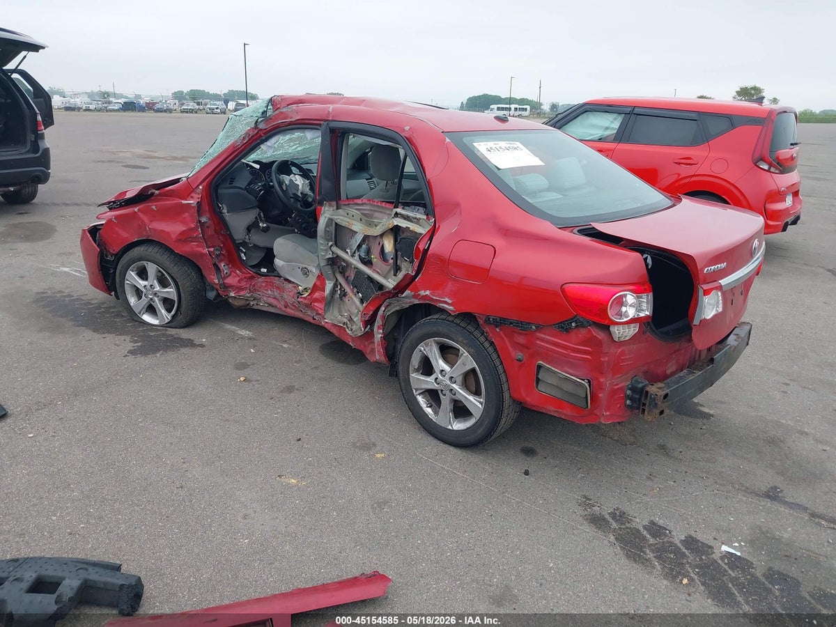 2013 TOYOTA COROLLA LE — снимка 3