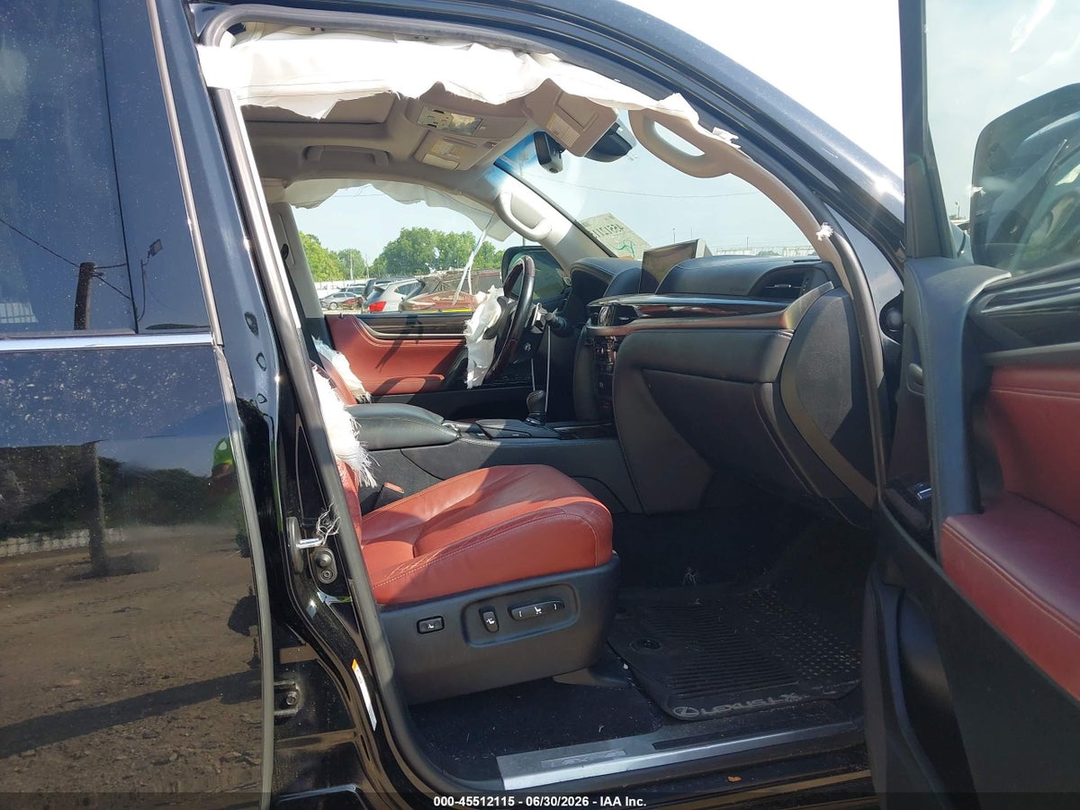 2017 LEXUS LX 570 — снимка 5
