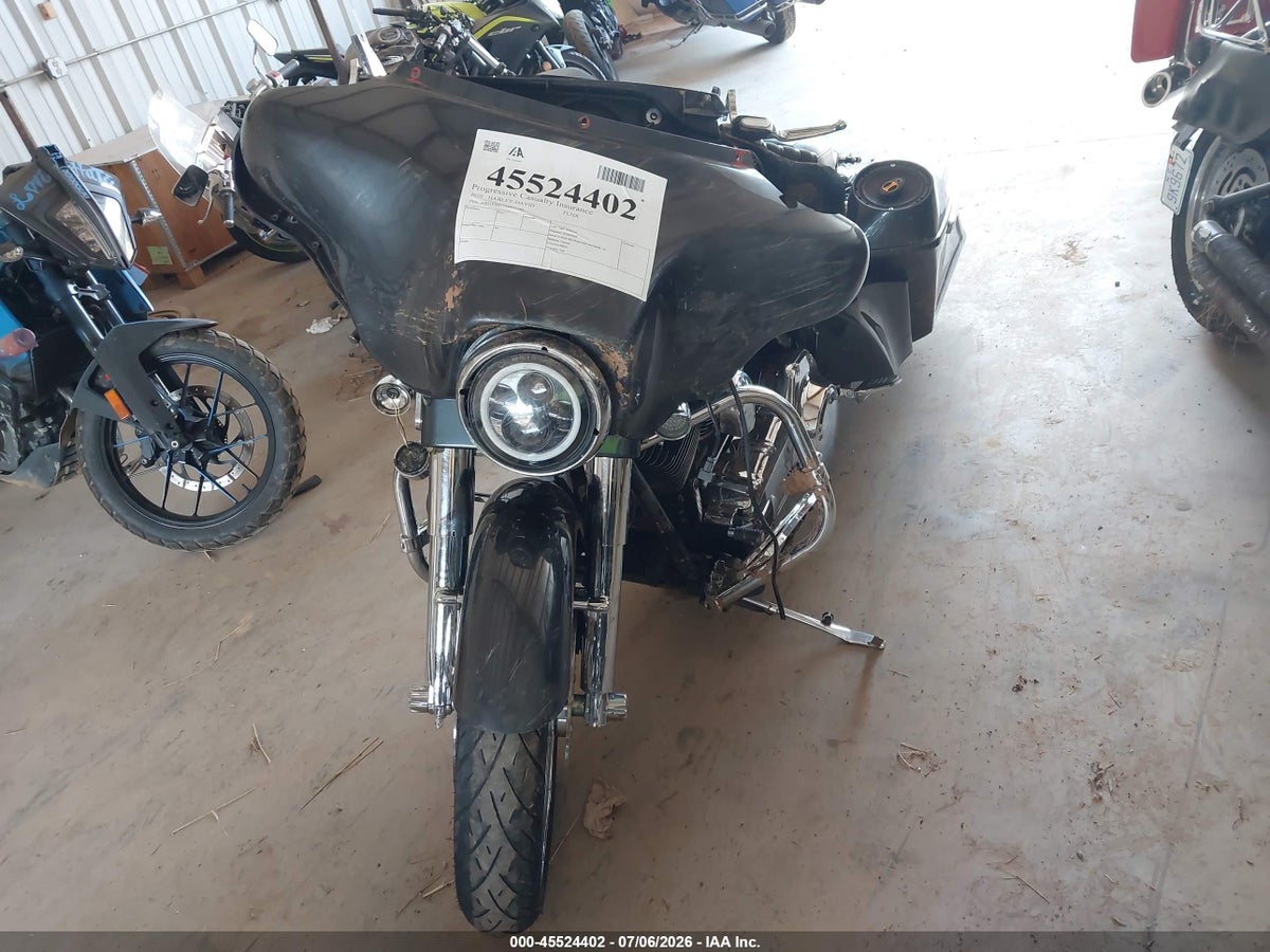 2010 HARLEY-DAVIDSON FLHX — снимка 5