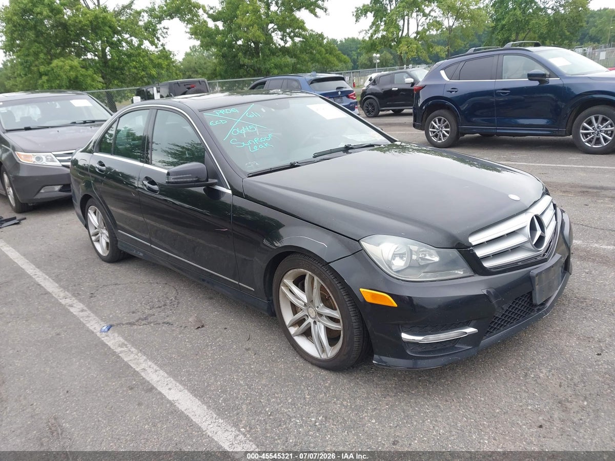 2013 MERCEDES-BENZ C 300 SPORT 4MATIC