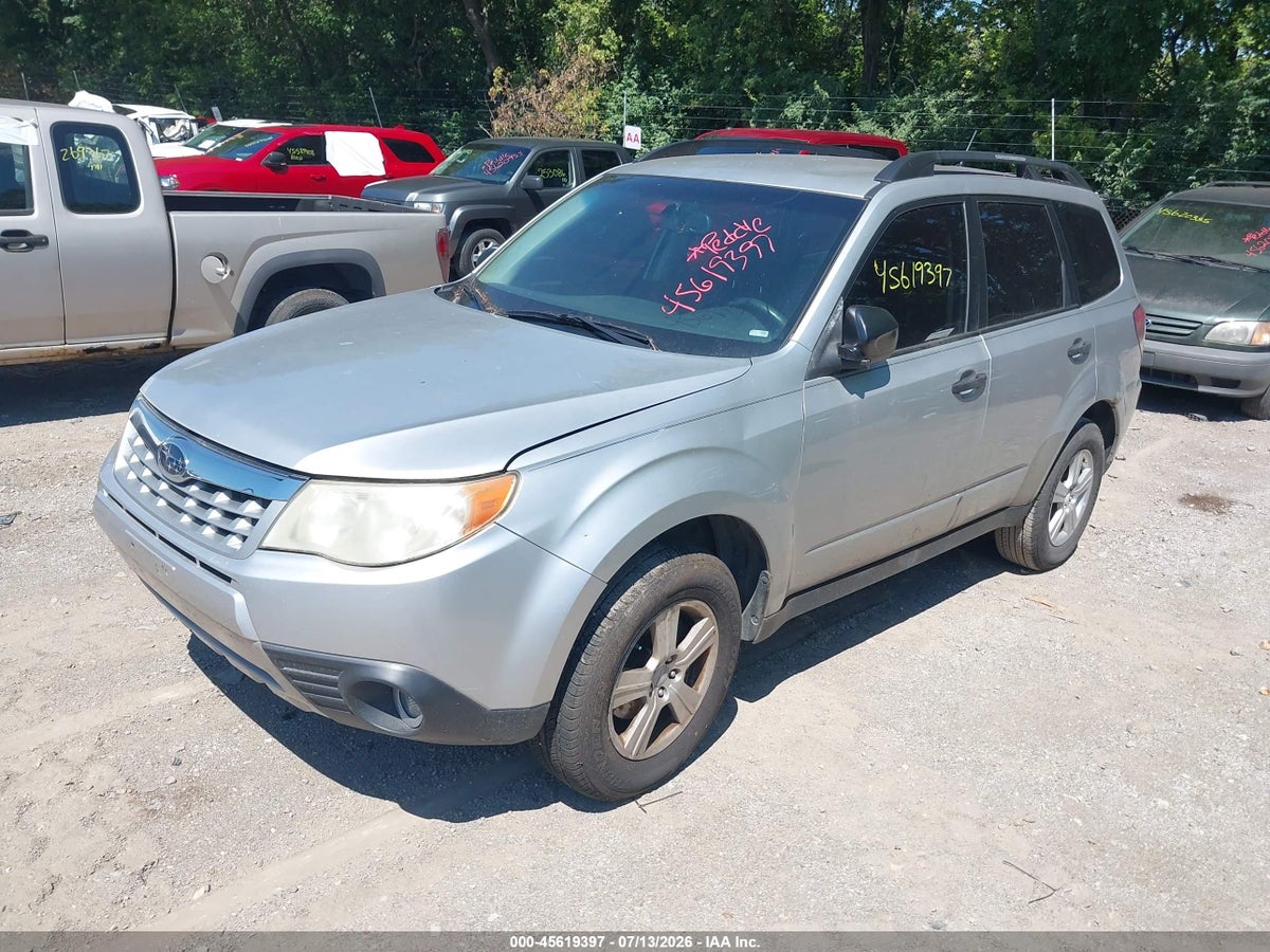 2011 SUBARU FORESTER 2.5X — снимка 2